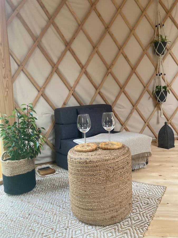 Aughavannagh Yurt Glamping 奥赫里姆 外观 照片