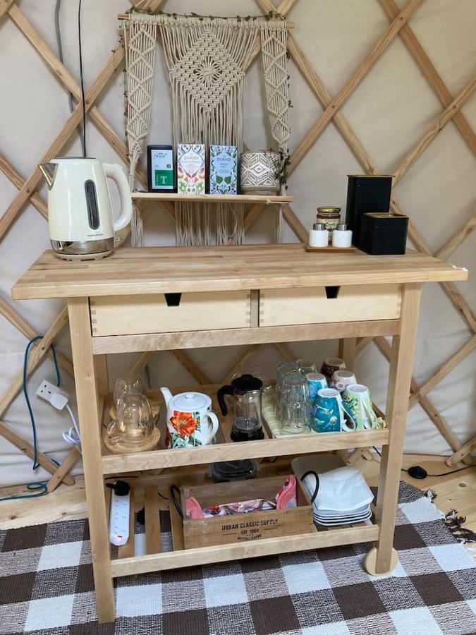 Aughavannagh Yurt Glamping 奥赫里姆 外观 照片