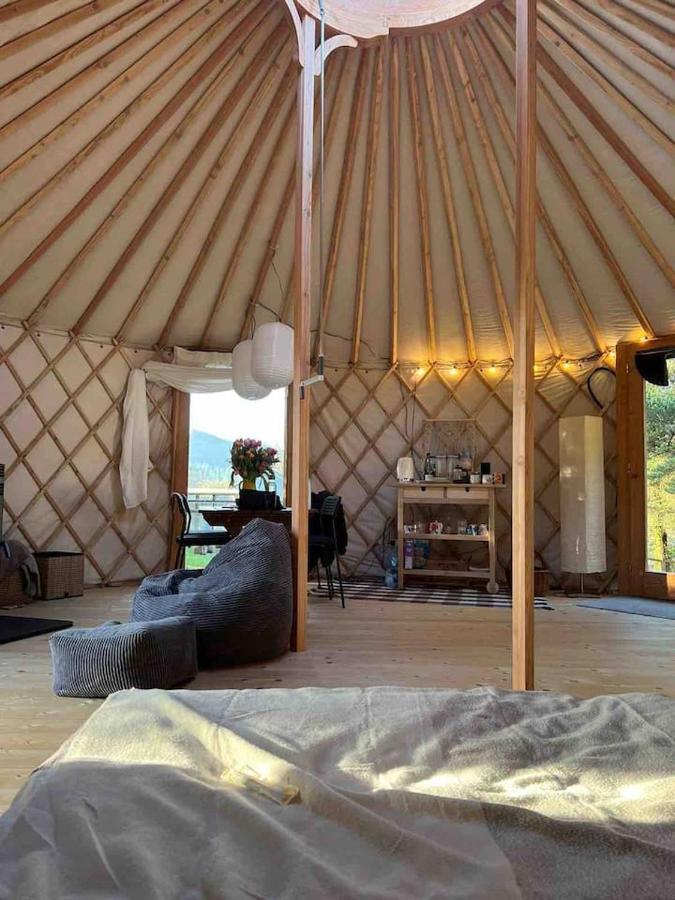Aughavannagh Yurt Glamping 奥赫里姆 外观 照片