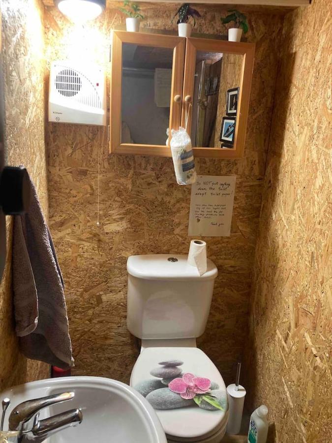 Aughavannagh Yurt Glamping 奥赫里姆 外观 照片