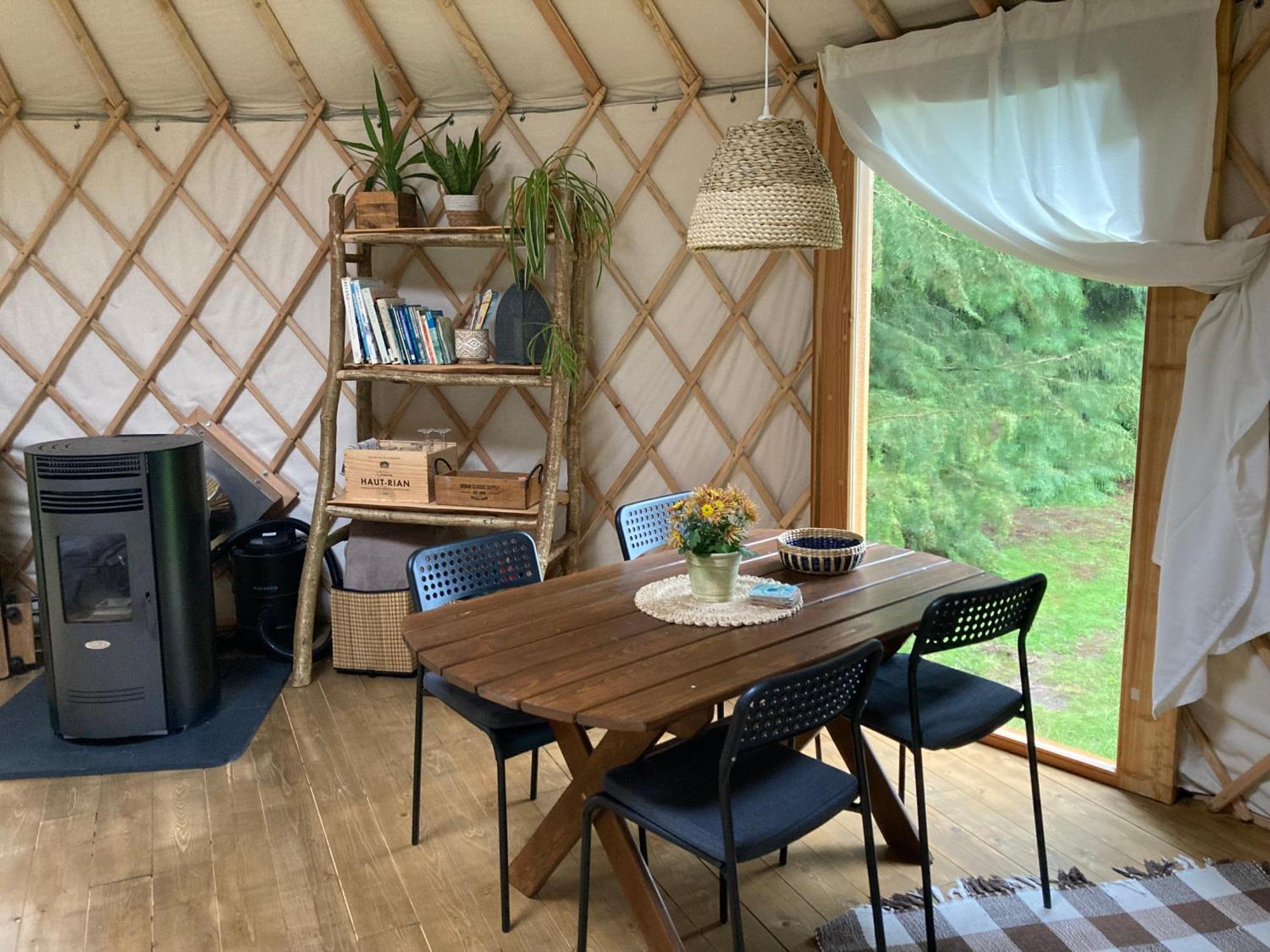 Aughavannagh Yurt Glamping 奥赫里姆 外观 照片